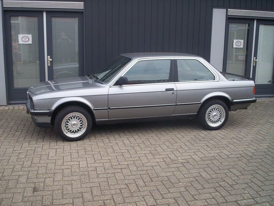 BMW E30 met 15 inch BSX